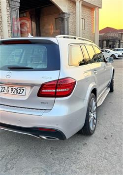 مێرسێدس بێنز GLS